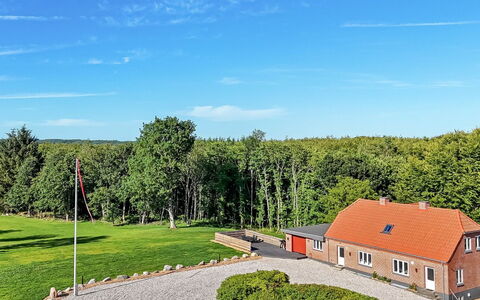 Alkmar - 6.5Km from the Sea: Bois, Toit, Domicile, Maison, Architecture, Siding, Lot Terre, Chalet, Cabanon, Batiments Jardin