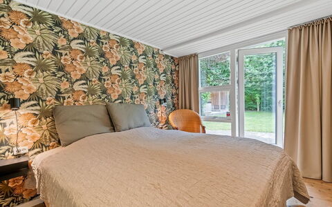 Ry 601: Bois, Design Intérieur, Sol, Sol, Chambre, Meubles, Plafond, Lit, Drap De Lit, Pièce