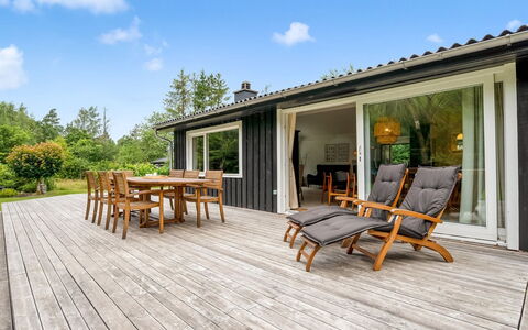 Matthea - 2.9Km from the Sea: Bois, Toit, Domicile, Maison, Architecture, Siding, Lot Terre, Chalet, Cabanon, Batiments Jardin