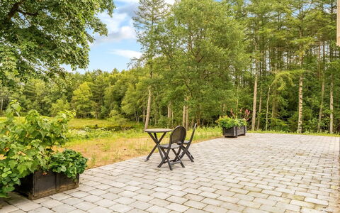 Ajna - 20.9Km from the Sea: Arbuste, Lot Terre, Jardin, Dalle, Ombre, Aménagement Paysager, Mobilier De Jardin, Pelouse, Cour, Arrière-Cour