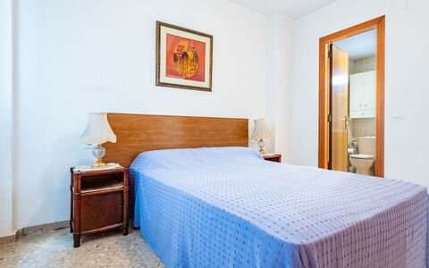 Mare Nostrum: Sol, Sol, Meubles, Design Intérieur, Bois, Lit, Chambre, Pièce, Drap De Lit, Plafond