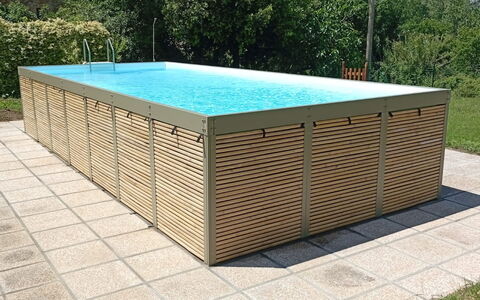 Podere Dolce Sonno e Sonnellino: Piscine, Sol, Composite, Ombre, Tache De Bois, Dur, Conception, Planche, Contre-Plaqué, Arrière-Cour
