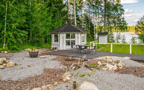Koivuranta: Chalet, Batiments Jardin, Structure En Plein Air, Belvédère, Jardin, Pavillon, Aménagement Paysager, Cour, Cabanon