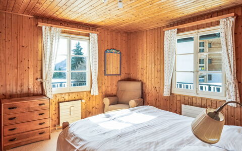 Les Marmottes: Bois, Meubles, Chambre, Design Intérieur, Domicile, Maison, Lit, Sol, Literie, Drap De Lit
