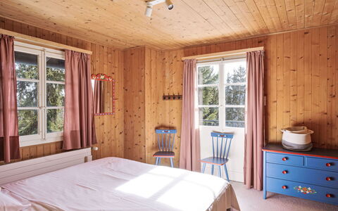 Les Marmottes: Chambre, Meubles, Bois, Lit, Design Intérieur, Sol, Drap De Lit, Literie, Sol, Plafond