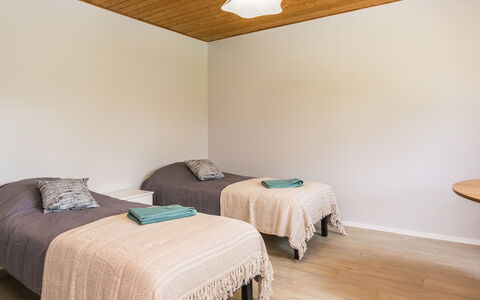 Heinävesi Homes D6: Sol, Sol, Design Intérieur, Mur, Bois, Plafond, Meubles, Chambre, Lit, Pièce