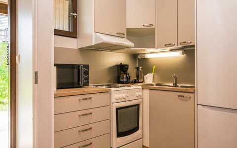 Heinävesi Homes D6: Appareil De Cuisine, Cuisine, Comptoir, Principaux Appliance, Meubles, Design Intérieur, Cabinetry, Bois, Sol, Cuisinière