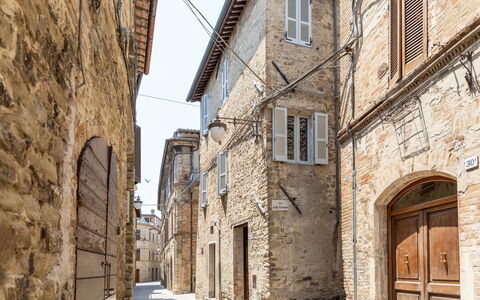 Suite Sinfonia Oro: Mur, Quartier, Rue, Ruelle, Établissements Humains, Porte, Brique, Pavé, Brickwork, Béton