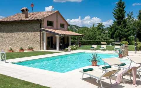 Chipieri 4+2: Piscine, Mobilier De Jardin, Recours, Maison, Zone Résidentielle, Ferme, Domicile, Loisir, Eco Hôtel, Biens