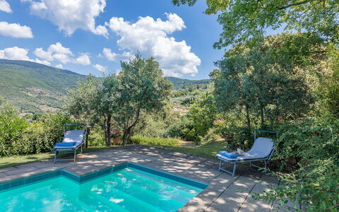 Casa del Sole 4: Bleu, Piscine, Recours, Jardin, Eco Hôtel, Mobilier De Jardin, Ombre, Aménagement Paysager, Caractéristique De L'Eau, Villa