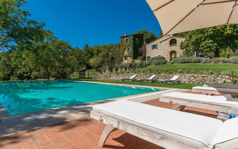 Monticchia 10: Piscine, Biens, Jardin, Hacienda, Recours, Manoir, Villa, Eco Hôtel, Mobilier De Jardin, Aménagement Paysager