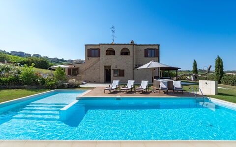 Casale Rosy 6+2: Piscine, Recours, Biens, Thermes, Hacienda, Villa, Eco Hôtel, Mobilier De Jardin, Hôtel, Balancelle