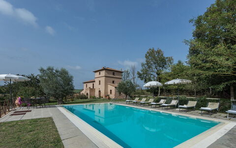 Casale Cinque Valli 8: Biens, Hacienda, Piscine, Villa, Manoir, Hôtel