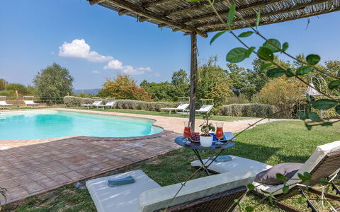 Podere di Salci 10: Piscine, Mobilier De Jardin, Meubles, Recours, Ombre, Chaise, Balancelle, Eco Hôtel, Jardin, Arrière-Cour