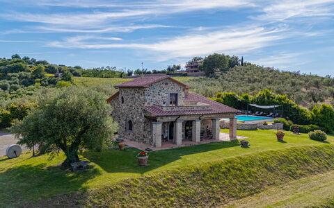 Le Macine 6: Paysage, Maison, Lot Terre, Prairie, Zone Rurale, Chalet, Ferme, Biens, Prairie