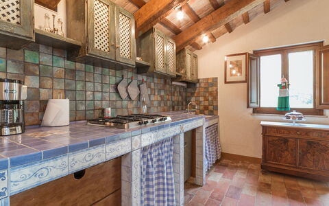 Villa Ambrah 12+1: Bois, Cuisine, Design Intérieur, Sol, Comptoir, Sol, Plafond, Domicile, Tuile, Pièce