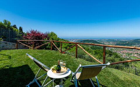 Villa Elena 9+1: Horizon, Paysage, Station De Montagne, Lumière Du Soleil, Mobilier De Jardin, Eco Hôtel, Stock Photographie