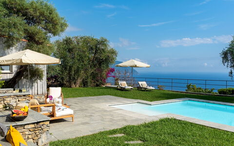 Villa Scirocco 10+2: Bleu, Piscine, Recours, Mobilier De Jardin, Eco Hôtel, Mer, Loisir, Balancelle, Ombre, Jardin