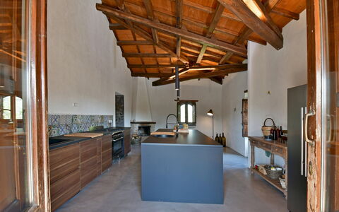 Villa Terre Normanne 10: Sol, Bois, Design Intérieur, Plafond, Sol, Architecture, Éclairage, Meubles, Domicile, Cuisine