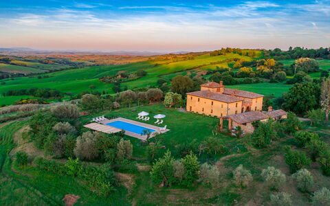Podere Pratovecchio 14+2: Biens, Piscine, Aliments, Villa
