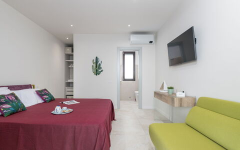 Villa Sabbie Rosse 6: Meubles, Design Intérieur, Sol, Sol, Lit, Mur, Chambre, Bois, Pièce, Plafond