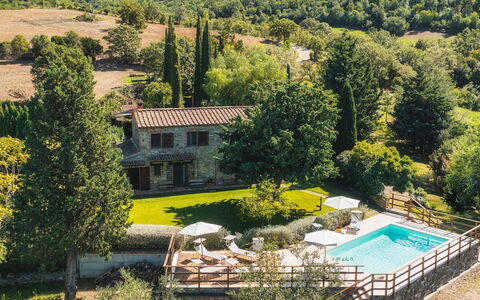 Podere Caprarecce 8: Maison, Arbuste, Domicile, Biens, Chalet, Ferme, Jardin, Piscine, Villa