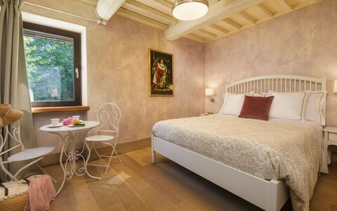 La Dama del Bosco 8+3: Mur, Design Intérieur, Chambre, Lit, Meubles, Drap De Lit, Literie, Sol, Sol, Éclairage