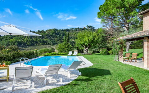 Villa Il Baiocco 8: Bleu, Piscine, Recours, Lot Terre, Eco Hôtel, Jardin, Ferme, Pelouse, Biens, Chalet