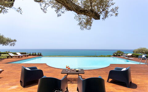 Villa Terra del Sole 8: L'Eau, Piscine, Recours, Meubles, Mer, Mobilier De Jardin, Eco Hôtel, Océan, Crépuscule, Le Coucher Du Soleil
