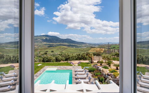 Dama dei Venti 6+2: Colline, Piscine, Chaîne De Montagnes, Crête, Cumulus, Eco Hôtel, Villa, Agriculture