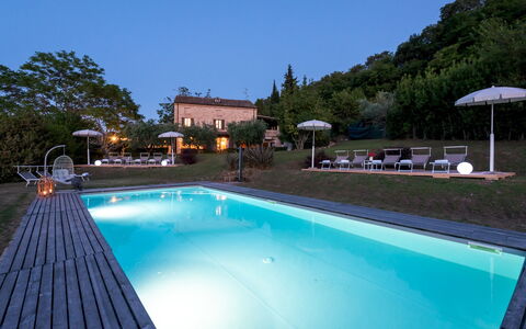I Lauri 12: Piscine, Recours, Mobilier De Jardin, Balancelle, Biens, Eco Hôtel, Hacienda, Jardin, Thermes, Arrière-Cour