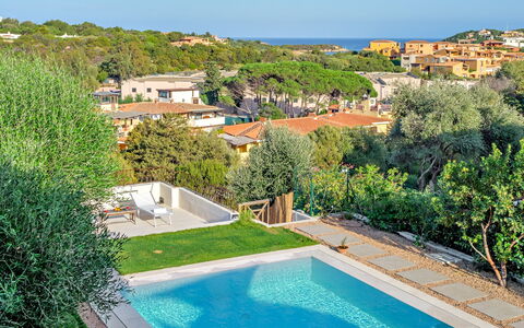 Villa la Marina 5+1: Piscine, Zone Résidentielle, Recours, Biens, Eco Hôtel, Aménagement Paysager, Jardin, Hacienda, Villa, Thermes