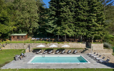 Villa la Rassinata 8: Mobilier De Jardin, Piscine, Jardin, Aménagement Paysager, Dalle, Eco Hôtel, Recours, Ombre, Parapluie, Parc