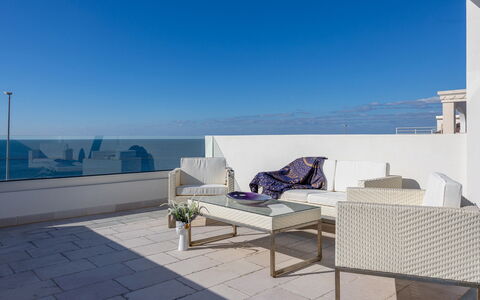 Villa Ristola 6: Sol, Sol, Meubles, Design Intérieur, Chaise, Mer, Appartement, Océan, Recours, Hôtel