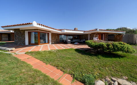 Villa Portobello 10+2: Arbuste, Domicile, Toit, Biens, Jardin, Ferme, Hacienda, Aménagement Paysager, Ombre, Villa