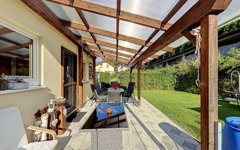 Ferienhaus Siegele: Bois, Ombre, Faisceau, Pot De Fleur, Store, Tache De Bois, Structure En Plein Air, Jardin, Patio, Daylighting