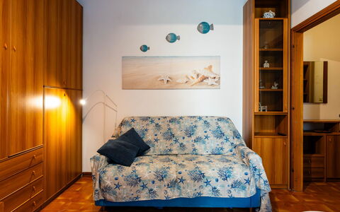 Margherita: Biens, Aménagement Paysager, Villa, Haie, Balcon