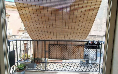La Casa di Mary: Biens, Aménagement Paysager, Villa, Haie, Balcon