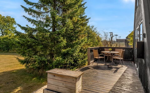 Elida - 18Km to the Fjord: Bois, Dur, Planche, Plate-Forme, Parquet, Balustrade, Tache De Bois, Jardin, Aménagement Paysager, Eco Hôtel