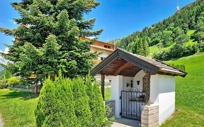 Arzl im Pitztal 15: Arbuste, Maison, Chalet, Mélèze, Jardin, Aménagement Paysager, Vallée, À Feuilles Persistantes