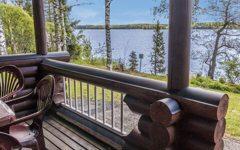 Niinimökki: Bois, Porche, Dur, Plate-Forme, Ombre, Balustrade, Balcon, Tache De Bois, Parquet, Eco Hôtel