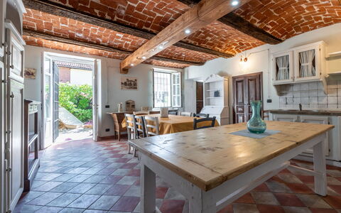 Jeeco: Meubles, Sol, Design Intérieur, Bois, Plafond, Sol, Table Cuisine Et Salle A Manger, Chaise, Table, Cuisine