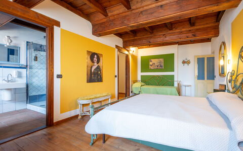 Jeeco: Design Intérieur, Meubles, Mur, Chambre, Plafond, Lit, Bois, Sol, Sol, Pièce