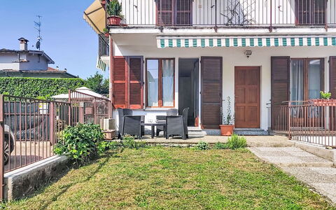 Casa Burli: Fenêtre, Zone Résidentielle, Domicile, Maison, Porte, Quartier, Balcon, Porche, Appartement, Plante D'Appartement