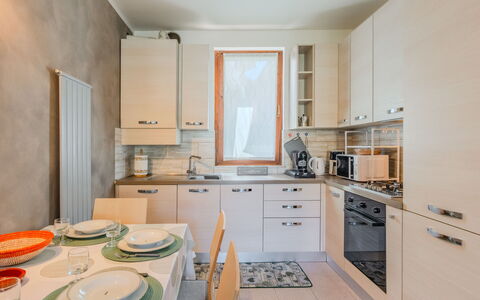 Casa Burli: Appareil De Cuisine, Cuisine, Design Intérieur, Sol, Principaux Appliance, Comptoir, Bois, Meubles, Sol, Cabinetry