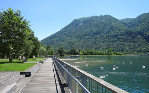 Casa Burli: L'Eau, Ressources En Eau, Plan D'Eau, Voie Navigable, Banque, Cours D'Eau, Colline, Montagnes, Lac, Station De Montagne