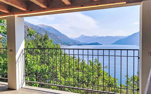 Casa Olivee: Bois, Porche, Balcon, Balustrade, Plate-Forme, Clôture, Balustre, Dur, Ombre, Eco Hôtel