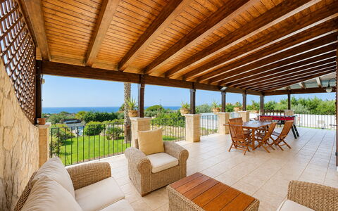 Villa Patrizia: Meubles, Sol, Sol, Porche, Recours, Chaise, Ombre, Eco Hôtel, Mobilier De Jardin, Balcon