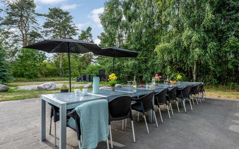 Carlina - from the Sea: Meubles, Chaise, Mobilier De Jardin, Table, Tableau De Plein Air, Table Cuisine Et Salle A Manger, Ombre, Restaurant, Jardin, Patio