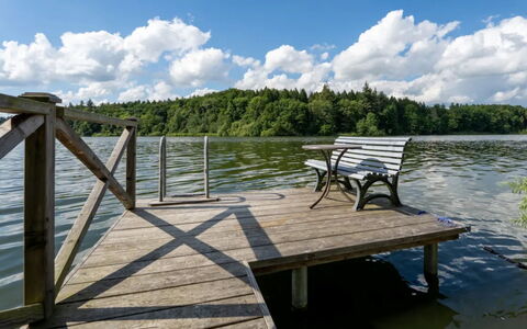 Am Seeufer: L'Eau, Plan D'Eau, Ressources En Eau, Environnement Naturel, La Nature, Voie Navigable, Banque, Lac, Quai, Cours D'Eau